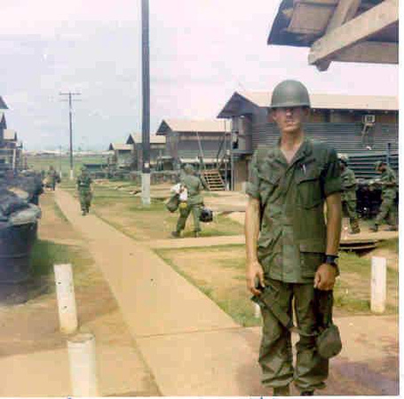 Sammy Lee, 90th Replacement Battalion, Long Binh Post